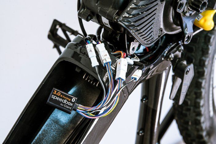 SpeedBox 3.0 B.Tuning para Giant - vista 5